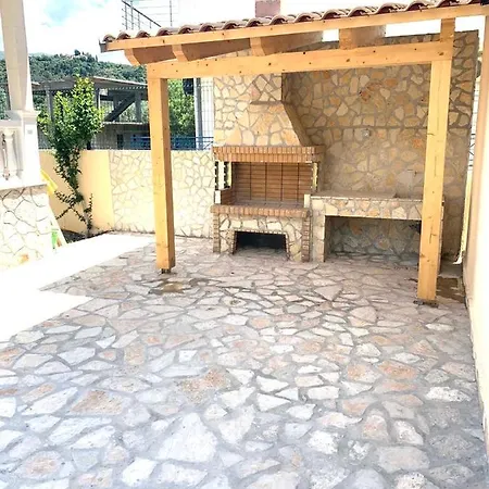 Apartment Natalia Himare